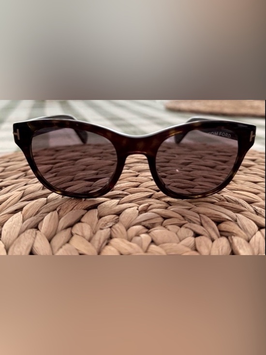 Tom Ford Accessories - Tom Ford TF530 Photochromatic Sunglasses / Dark Havana Frame with Rose Lenses